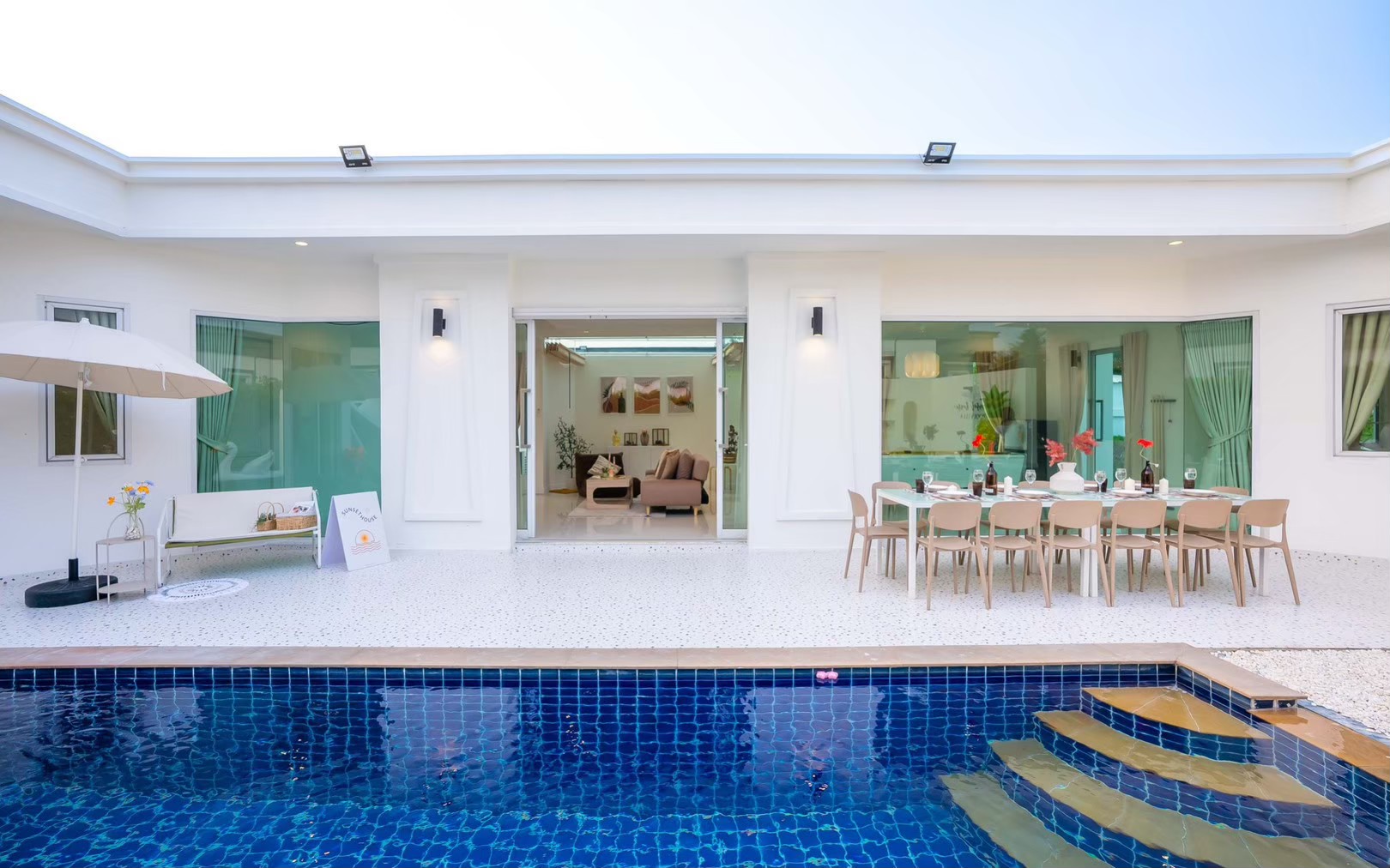 Sunset House